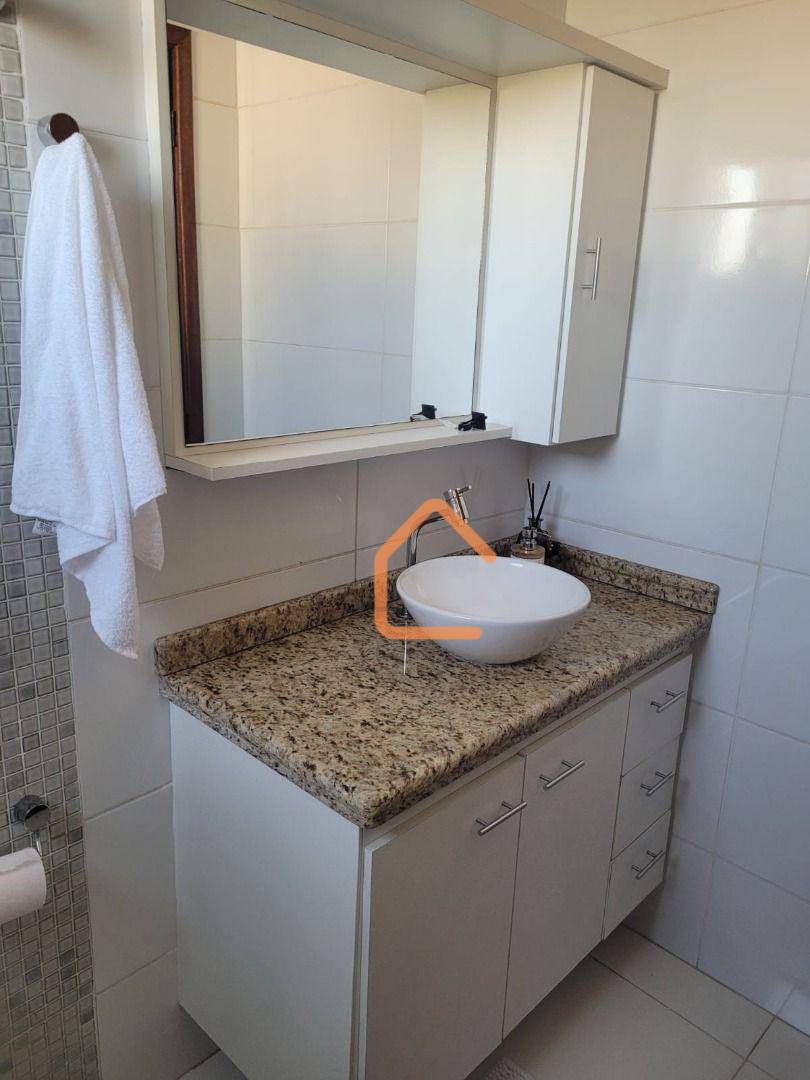 Apartamento à venda com 2 quartos, 75m² - Foto 13