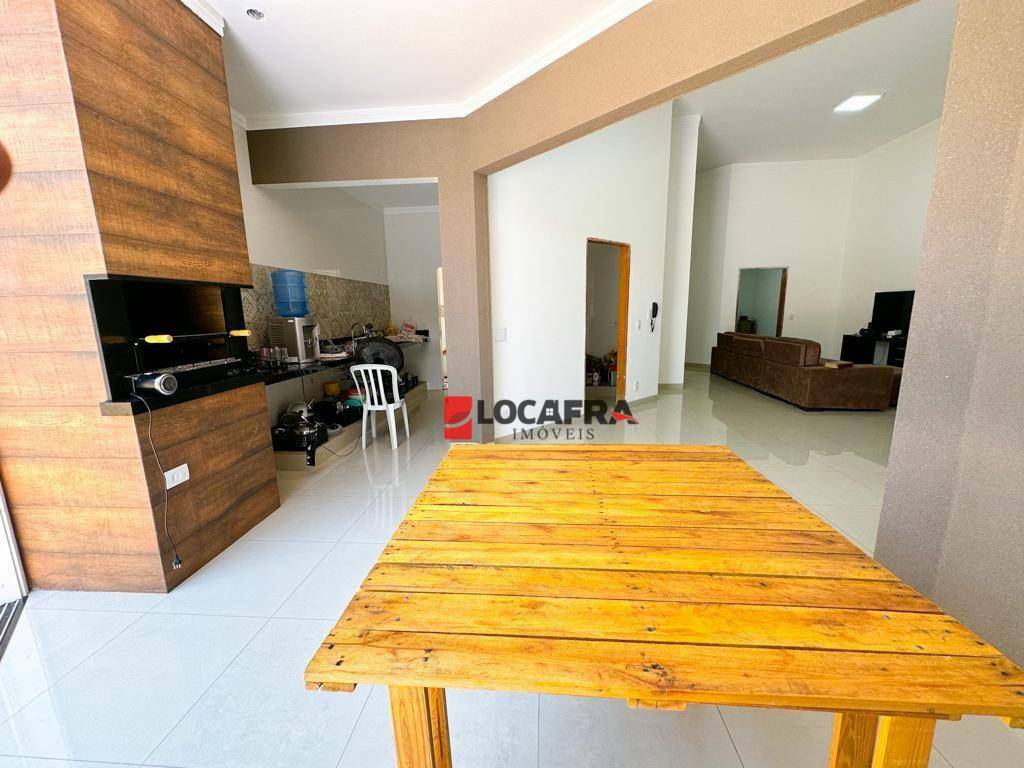 Casa de Condomínio à venda com 3 quartos, 182m² - Foto 8