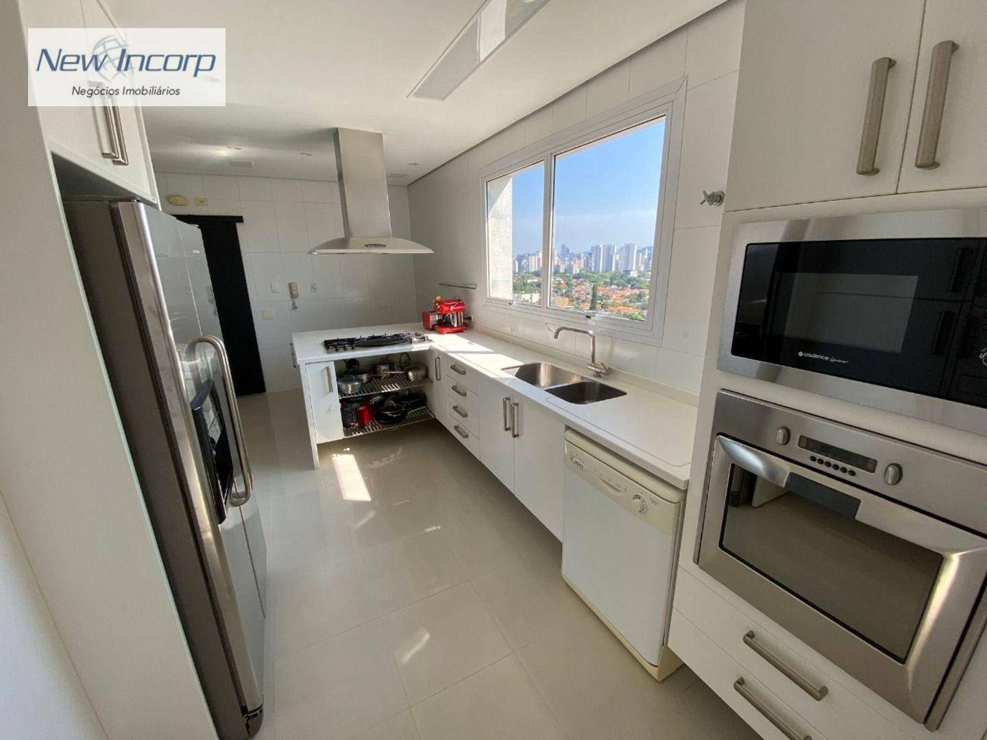 Apartamento à venda com 3 quartos, 187m² - Foto 4