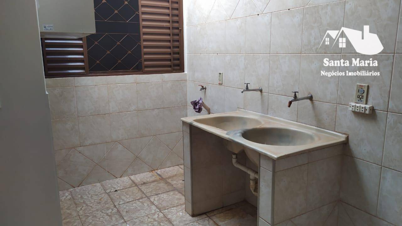 Casa à venda com 3 quartos, 135m² - Foto 3