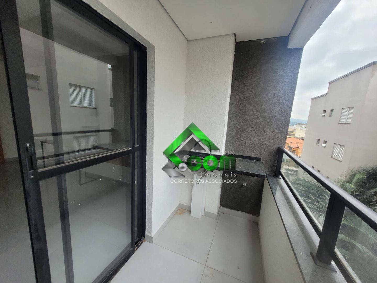 Apartamento à venda com 2 quartos, 68m² - Foto 5