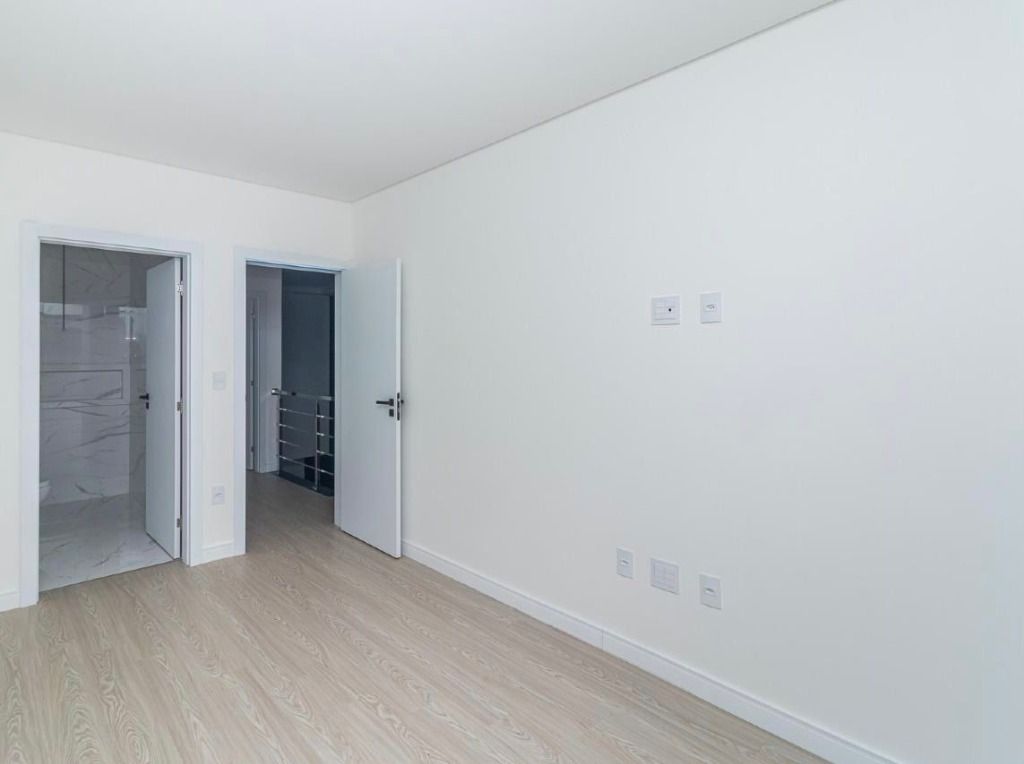 Sobrado à venda com 3 quartos, 187m² - Foto 14