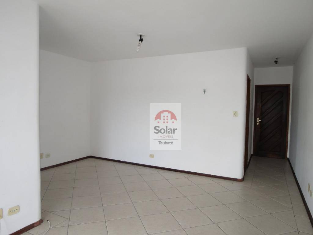 Apartamento à venda com 3 quartos, 110m² - Foto 1