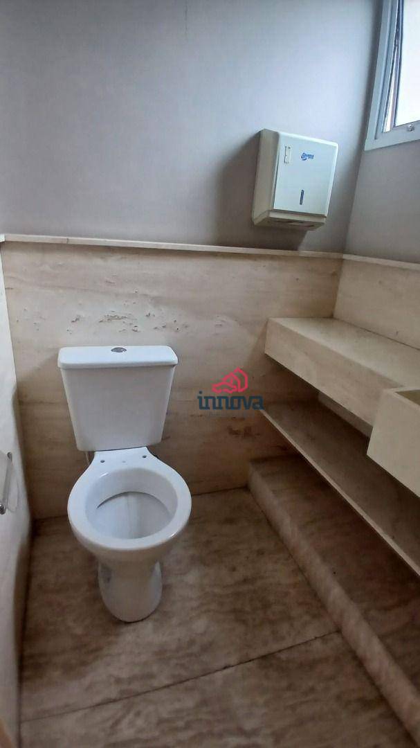 Apartamento à venda com 3 quartos, 182m² - Foto 11