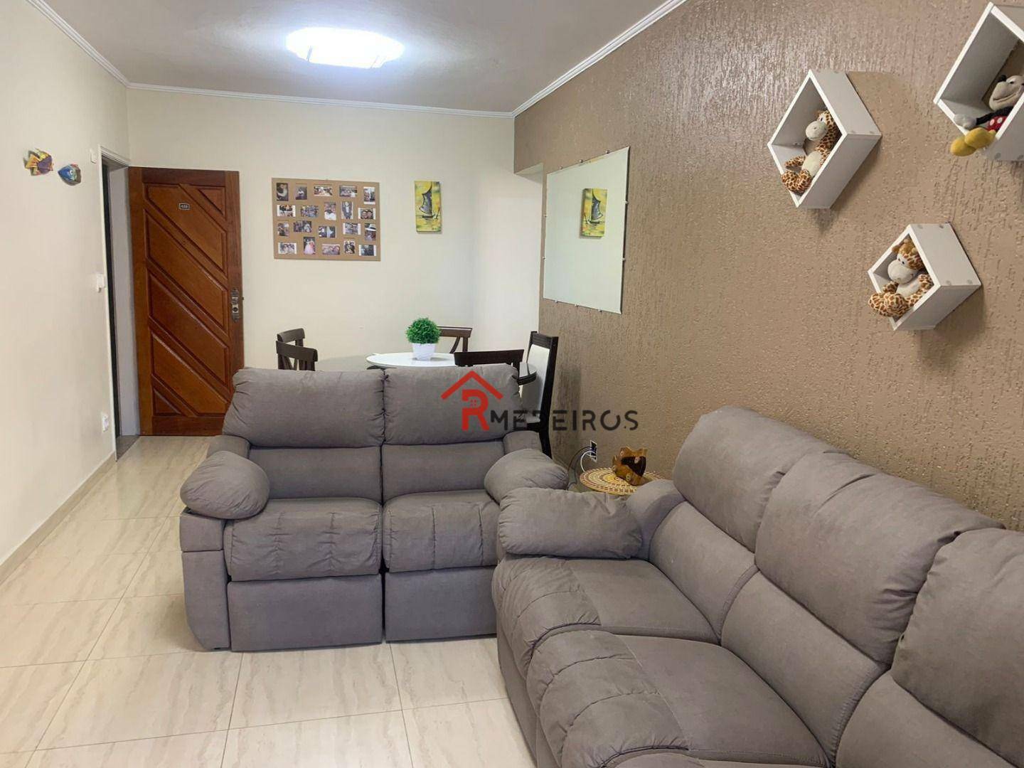 Apartamento à venda com 3 quartos, 93m² - Foto 1