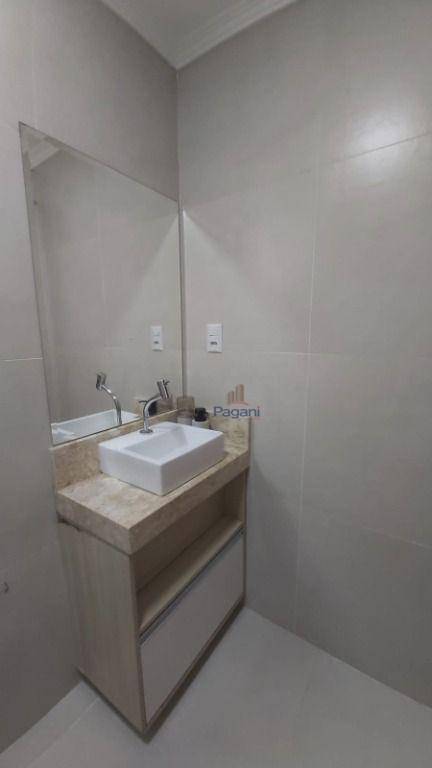 Apartamento à venda com 2 quartos, 60m² - Foto 5