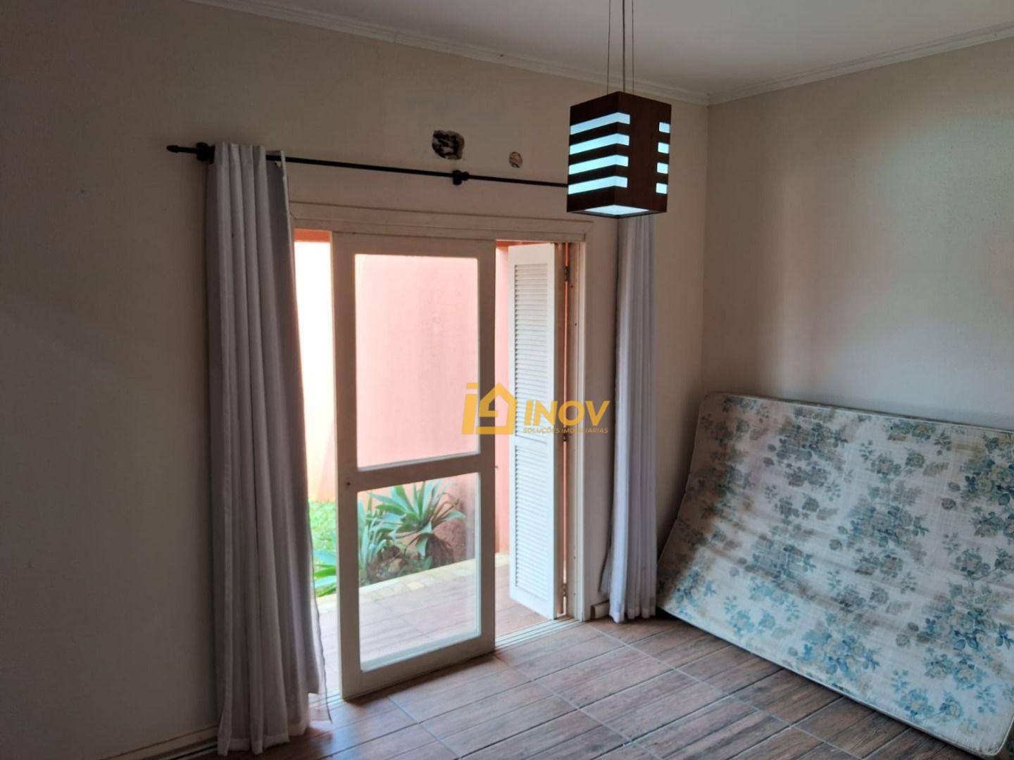 Casa à venda com 4 quartos, 320m² - Foto 19