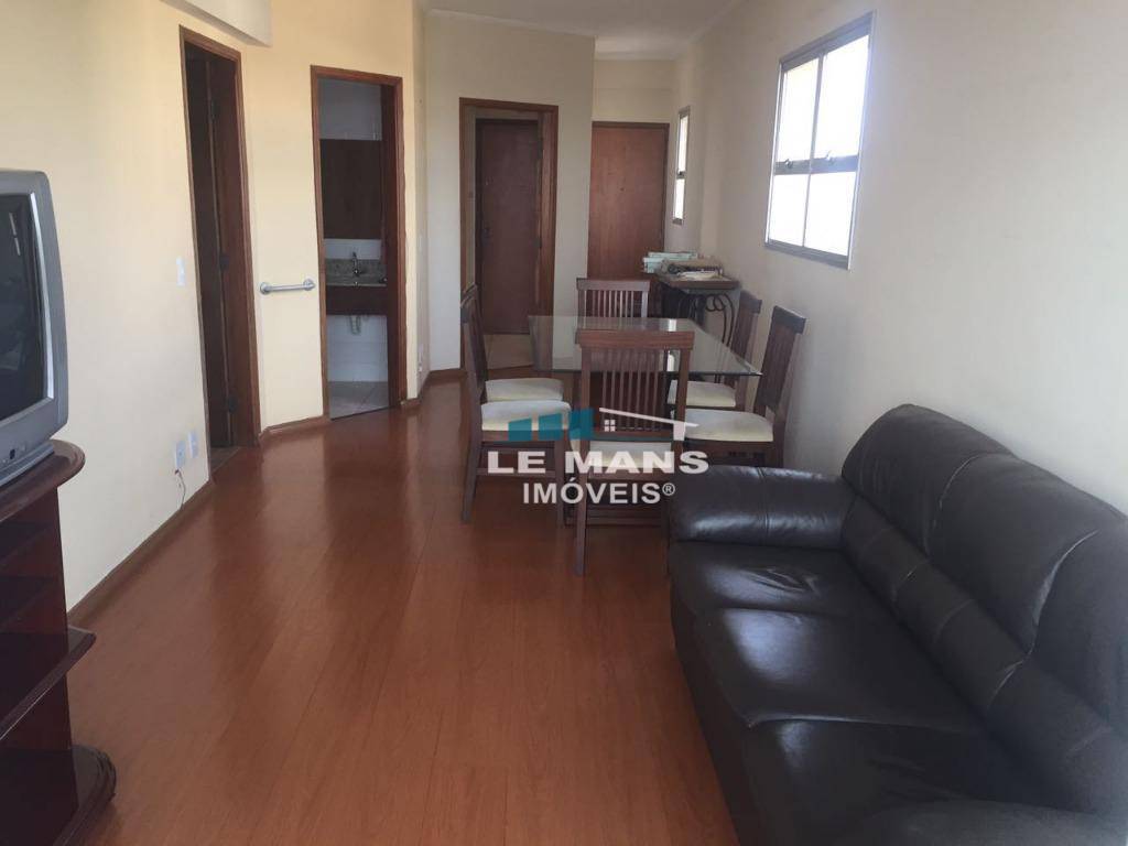 Apartamento à venda com 3 quartos, 101m² - Foto 1