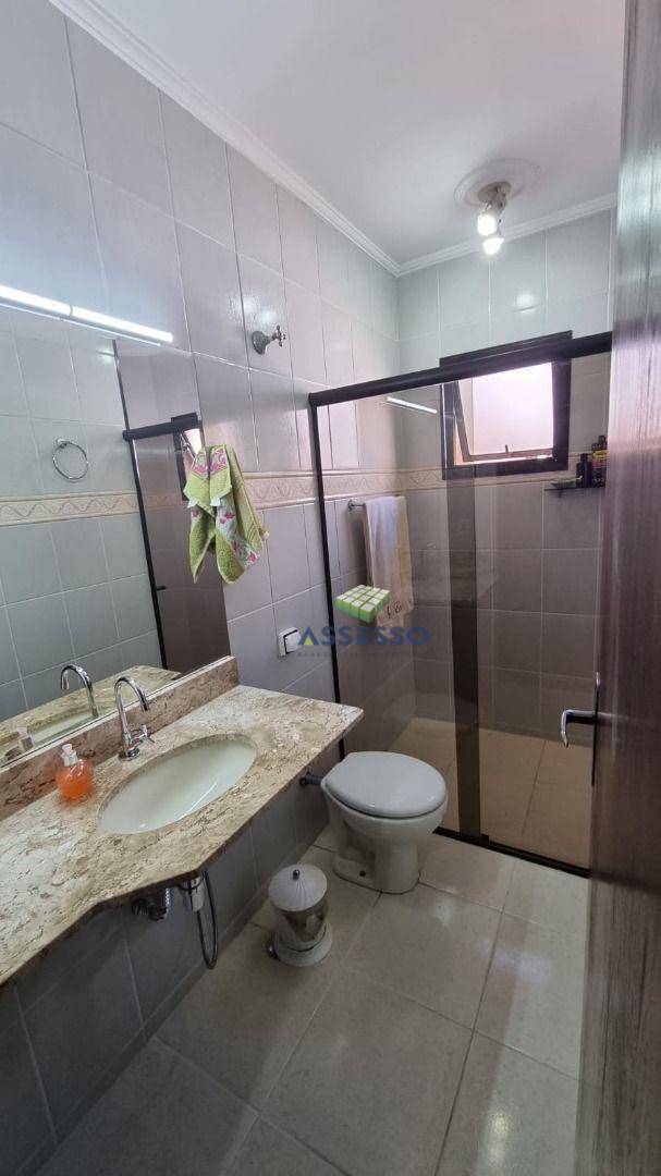 Casa à venda com 3 quartos, 185m² - Foto 29