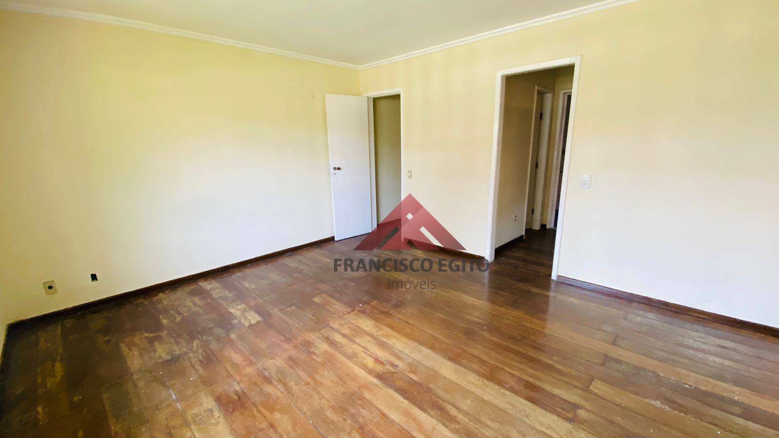 Casa de Condomínio à venda com 3 quartos, 350m² - Foto 6