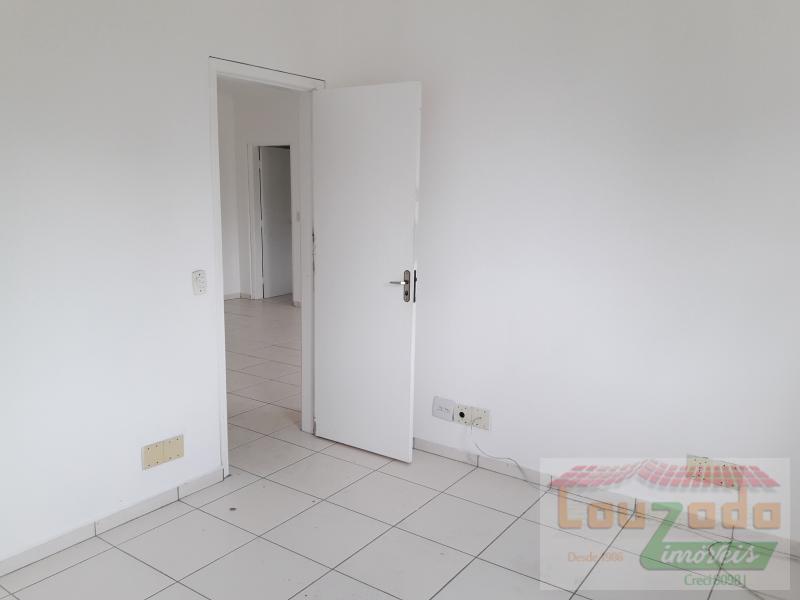 Apartamento à venda com 2 quartos, 77m² - Foto 13