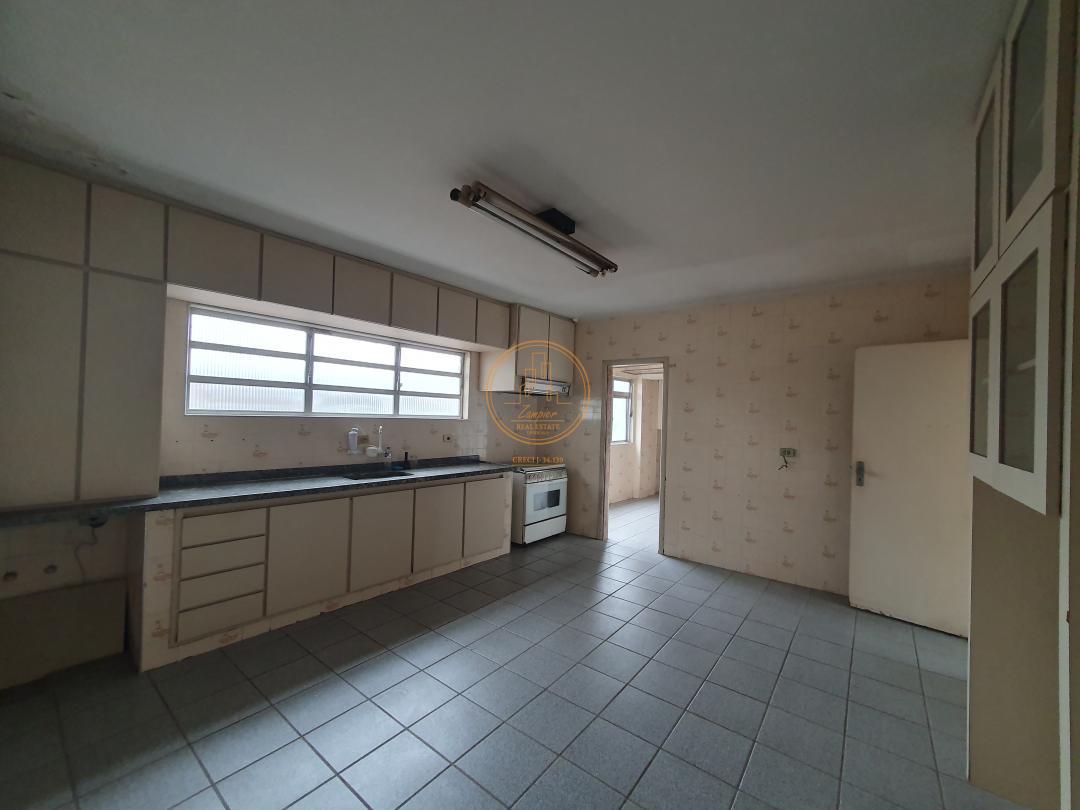 Apartamento à venda com 3 quartos, 146m² - Foto 7