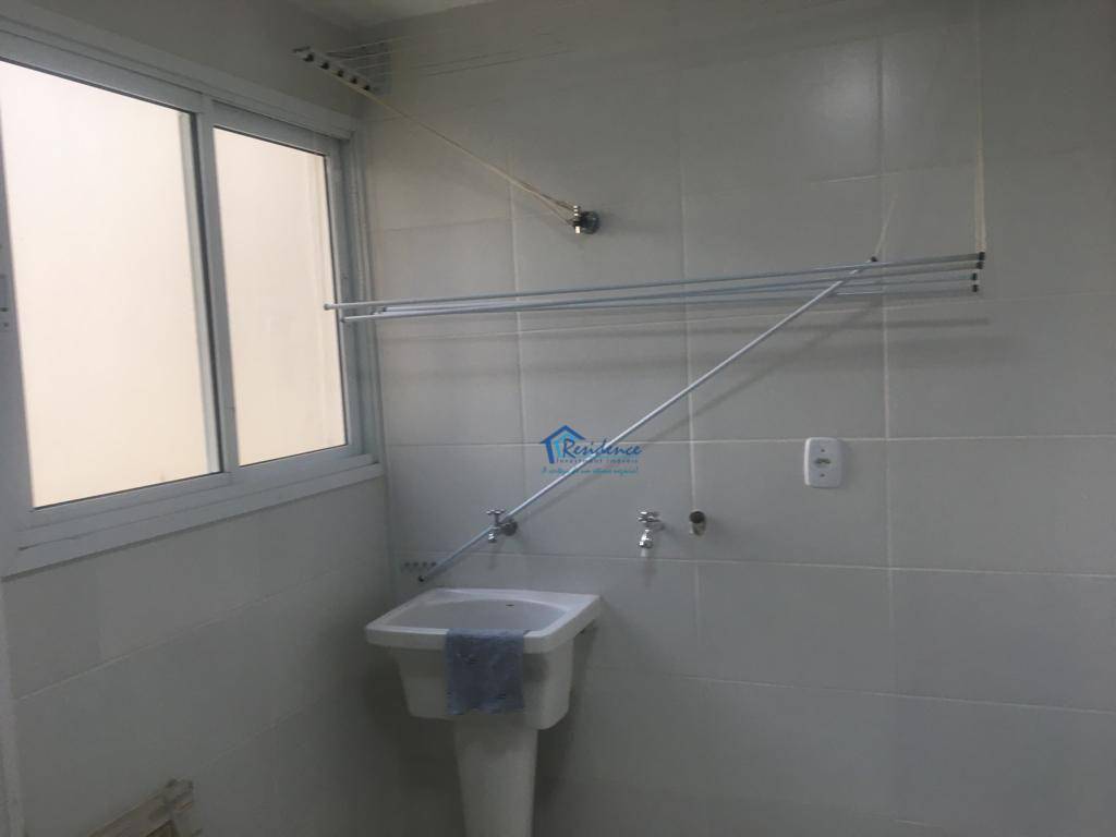 Apartamento para alugar com 2 quartos, 74m² - Foto 2