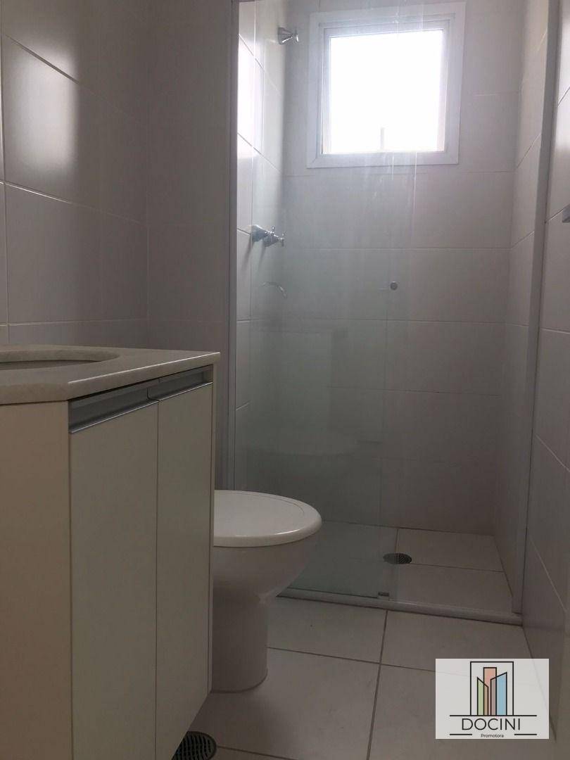 Apartamento à venda com 2 quartos, 69m² - Foto 10