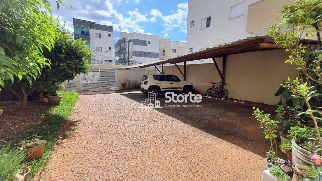 Apartamento à venda com 2 quartos, 62m² - Foto 18