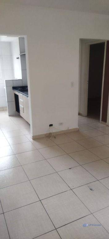 Apartamento à venda com 2 quartos, 45m² - Foto 5