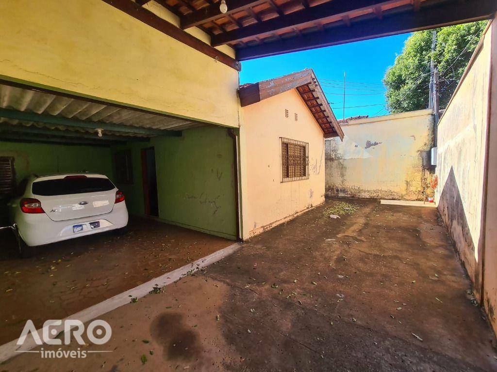 Casa à venda com 2 quartos, 118m² - Foto 4