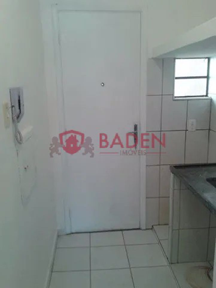 Apartamento à venda com 1 quarto, 42m² - Foto 9