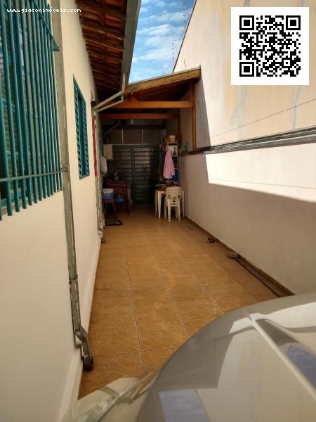 Casa à venda com 3 quartos, 200m² - Foto 18