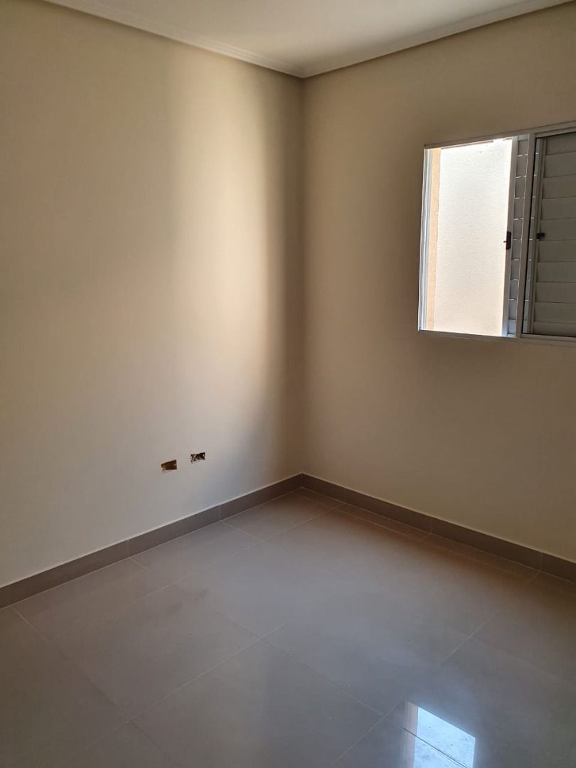 Casa à venda com 3 quartos, 90m² - Foto 10