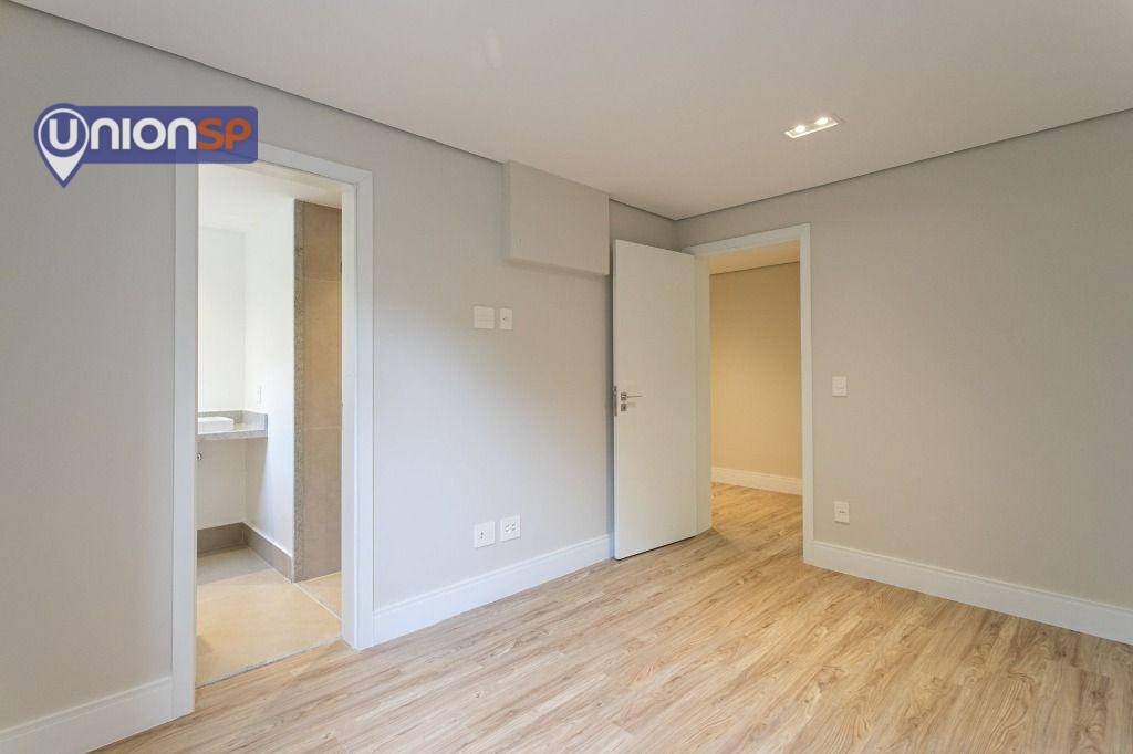 Apartamento à venda com 3 quartos, 162m² - Foto 14