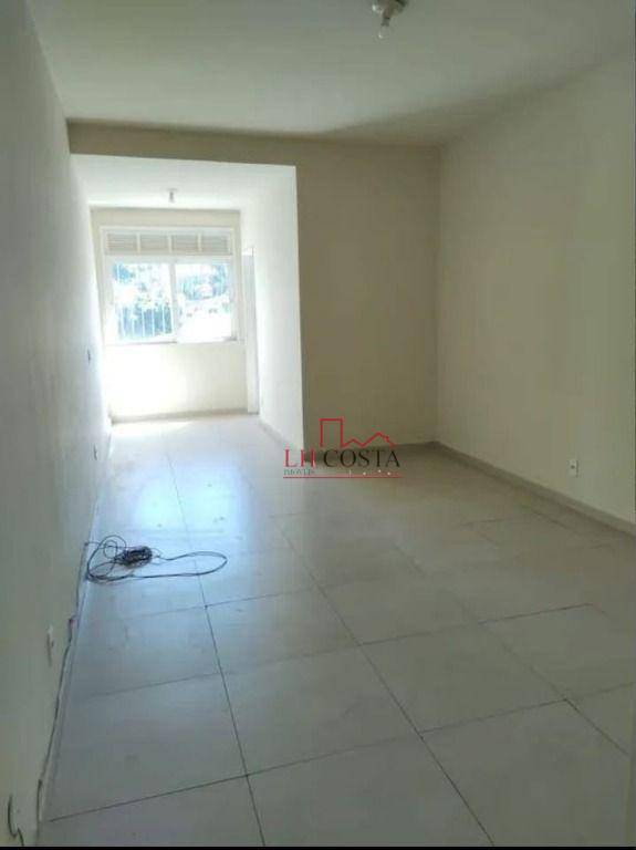 Apartamento à venda com 2 quartos, 80m² - Foto 1