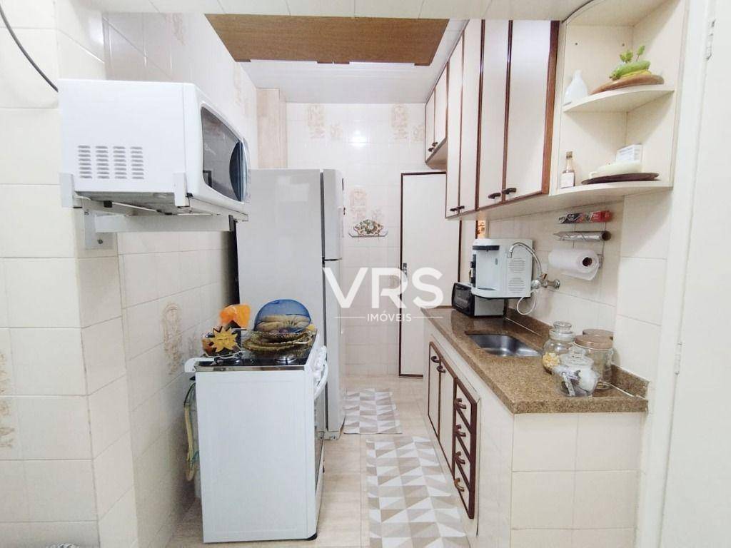 Apartamento à venda com 2 quartos, 60m² - Foto 14