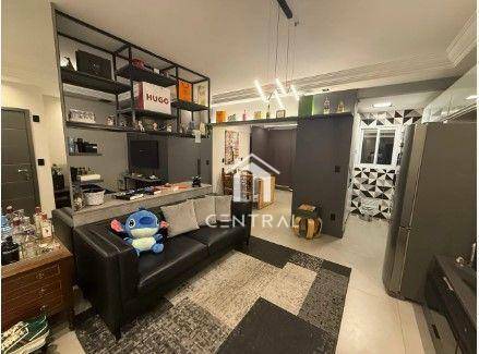 Apartamento à venda com 1 quarto, 50m² - Foto 1