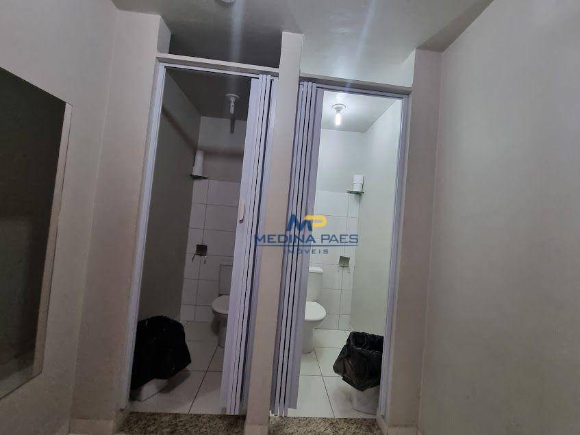 Casa à venda com 2 quartos, 270m² - Foto 15