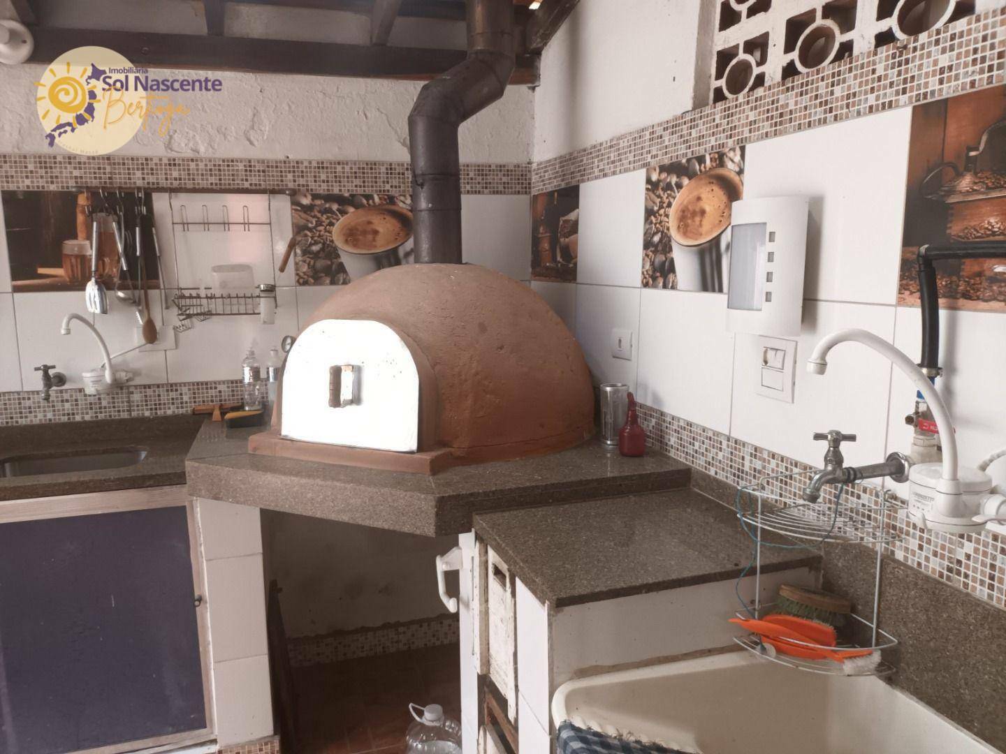 Casa para alugar com 2 quartos, 85m² - Foto 7