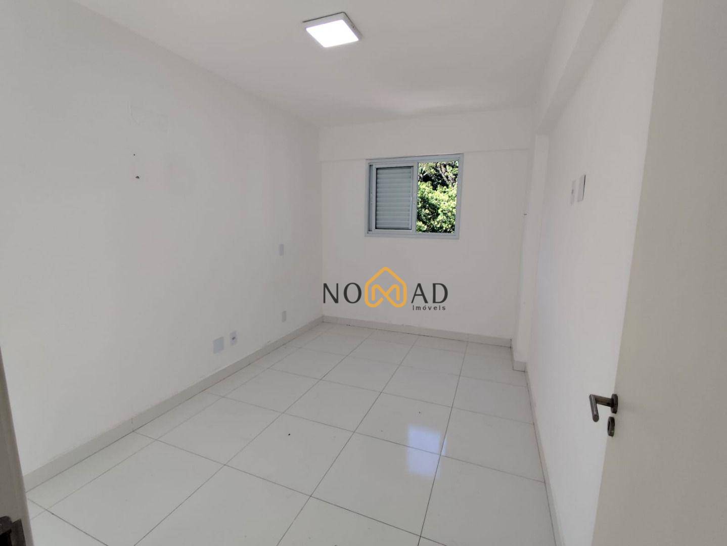 Apartamento para alugar com 2 quartos, 75m² - Foto 17