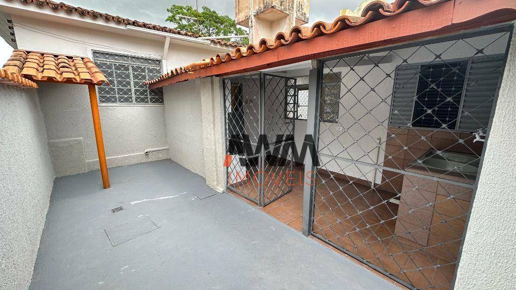 Casa à venda com 4 quartos, 380m² - Foto 28