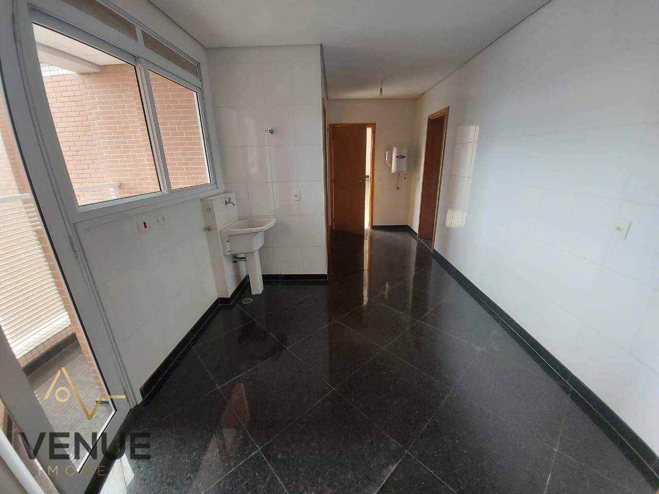 Apartamento à venda com 4 quartos, 333m² - Foto 15