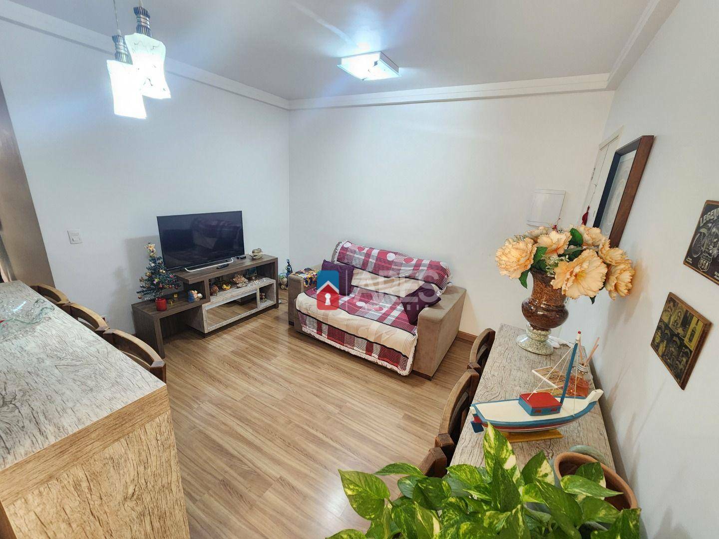 Apartamento à venda com 3 quartos, 61m² - Foto 3