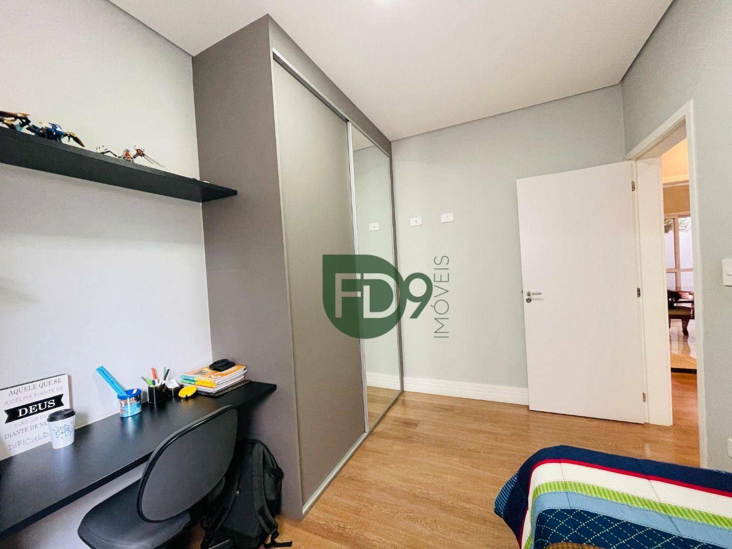 Casa de Condomínio à venda com 4 quartos, 208m² - Foto 22