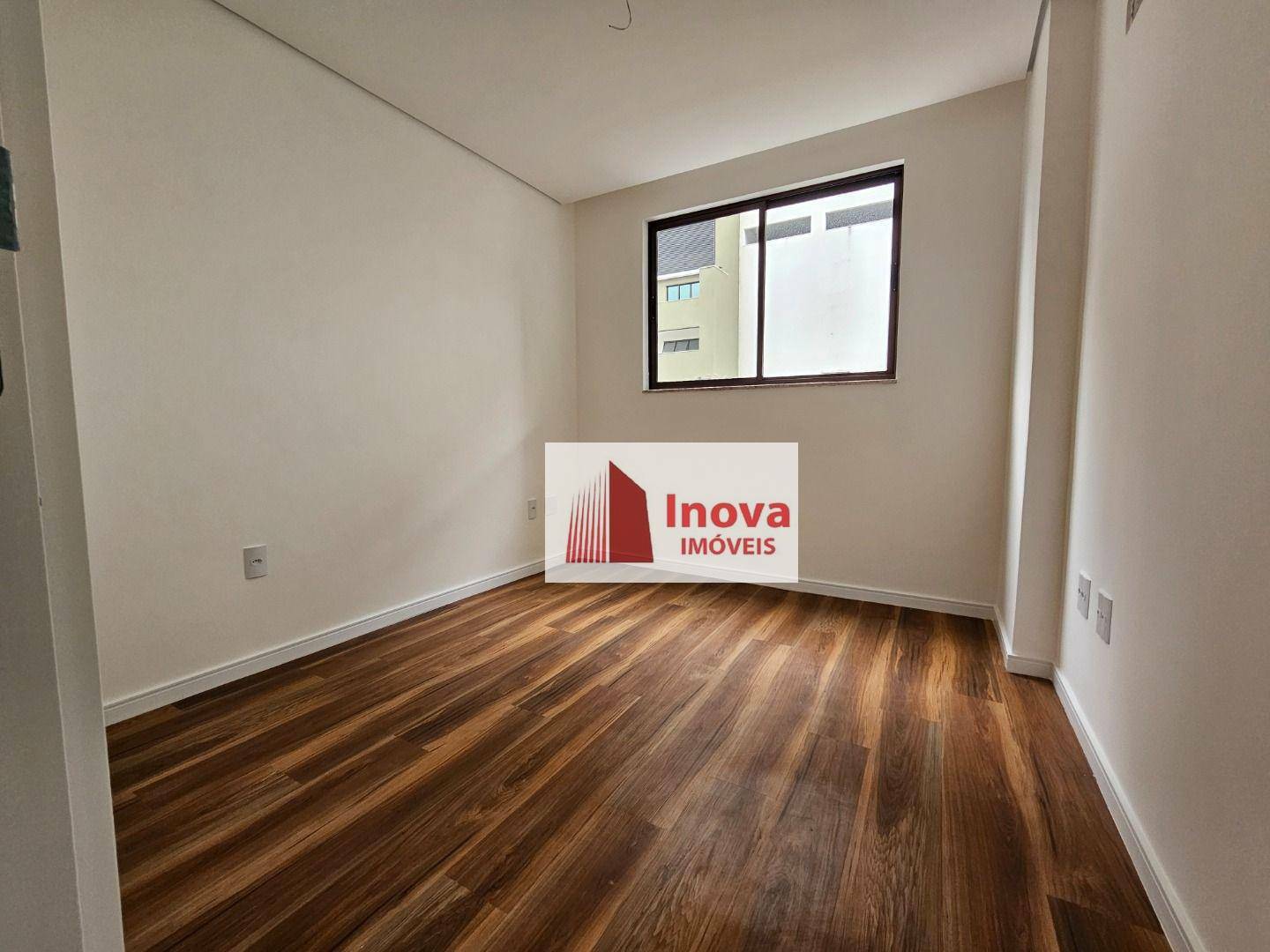 Apartamento à venda com 2 quartos, 80m² - Foto 10