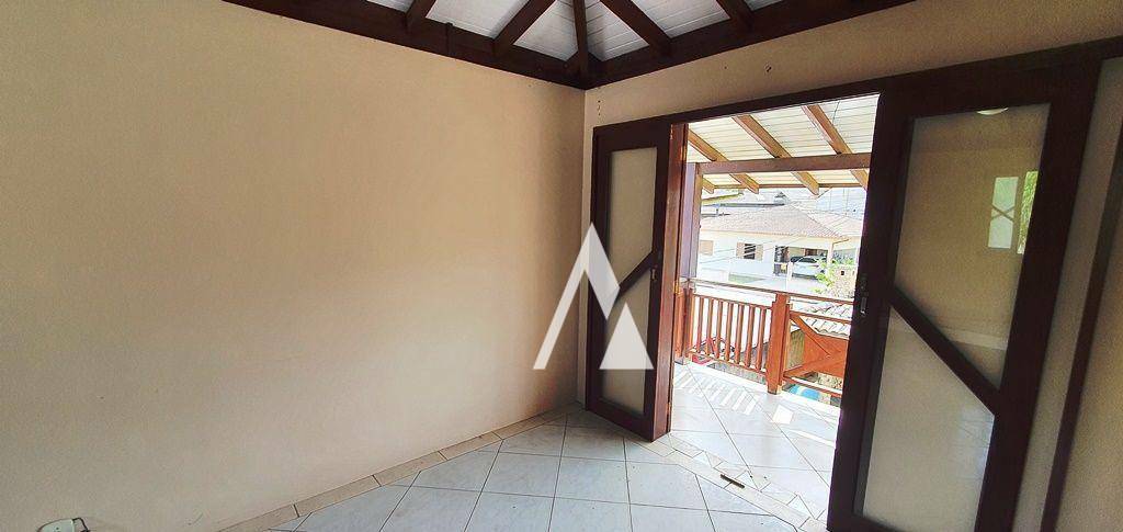 Casa à venda com 3 quartos, 197m² - Foto 46