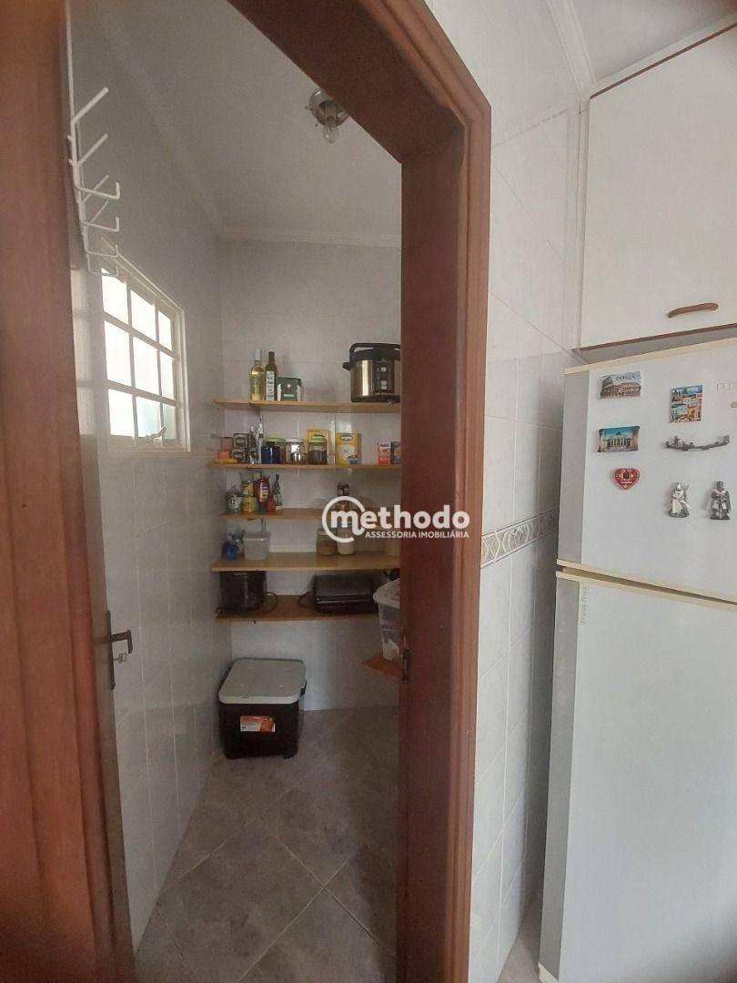 Casa à venda com 3 quartos, 206m² - Foto 17