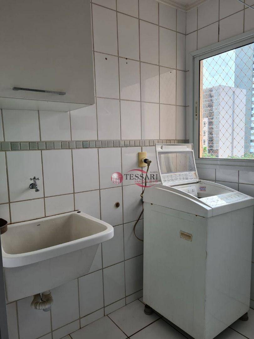 Apartamento para alugar com 2 quartos, 75m² - Foto 20