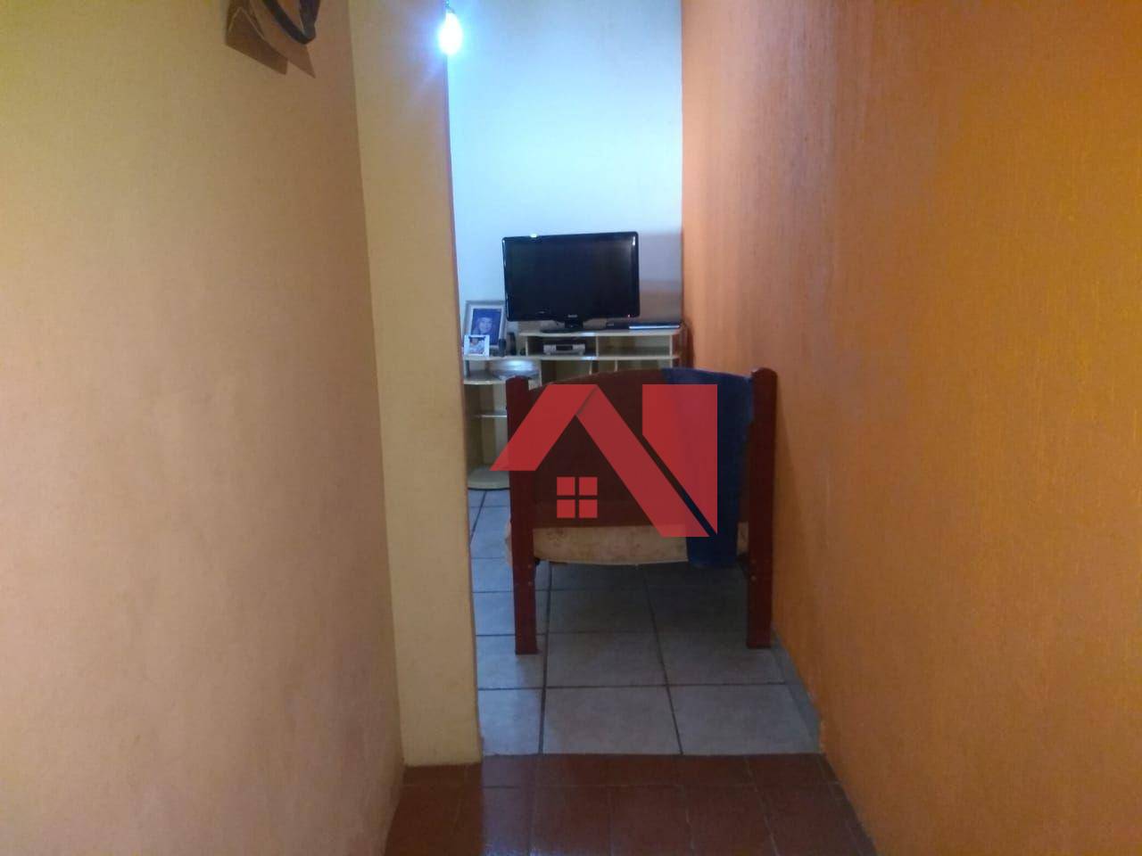 Casa à venda com 1 quarto, 56m² - Foto 6