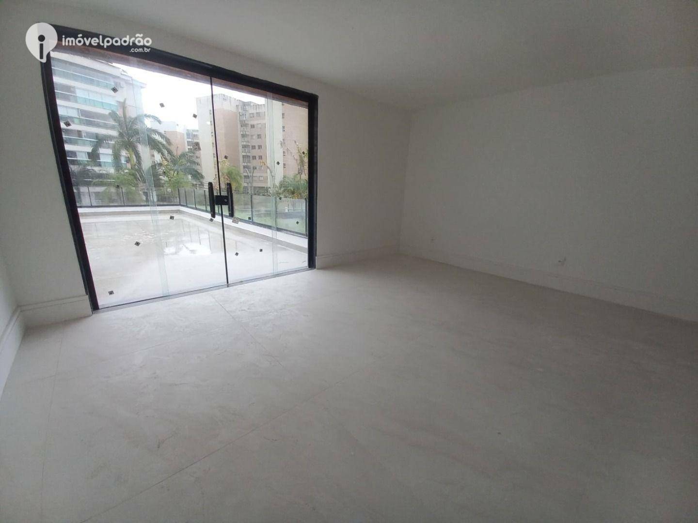 Casa à venda com 6 quartos, 860m² - Foto 13