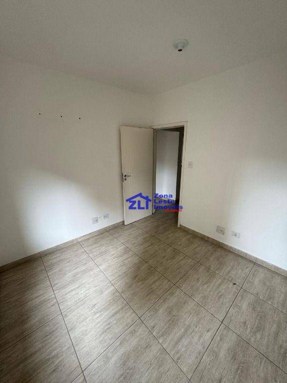 Apartamento à venda com 2 quartos, 44m² - Foto 9