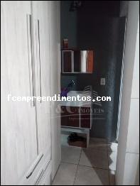 Casa à venda com 4 quartos, 140m² - Foto 14