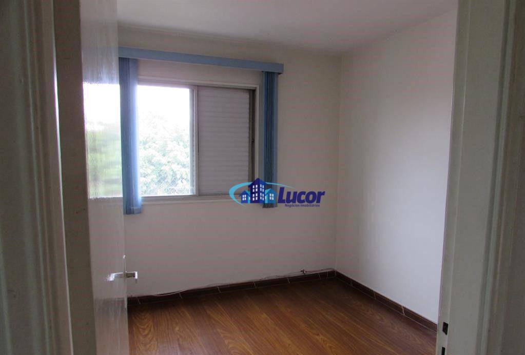 Apartamento à venda com 2 quartos, 66m² - Foto 13