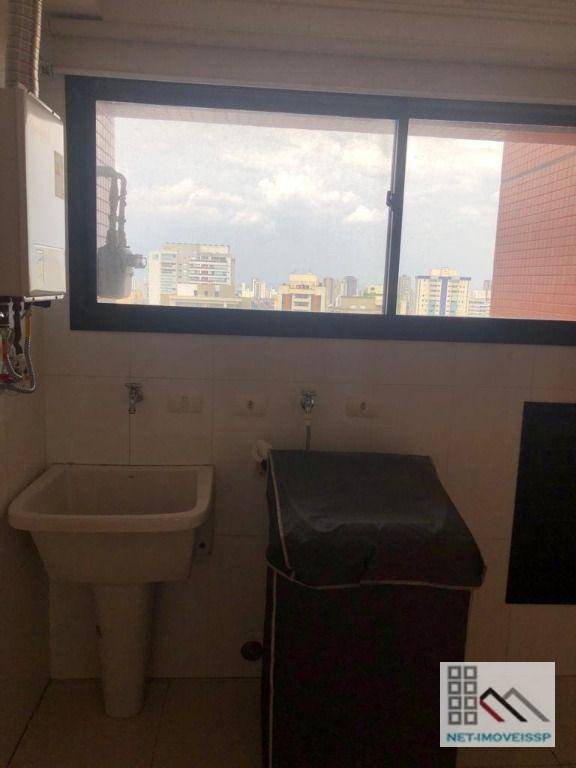 Apartamento à venda com 4 quartos, 208m² - Foto 18