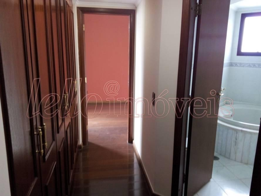 Apartamento para alugar com 4 quartos, 183m² - Foto 8