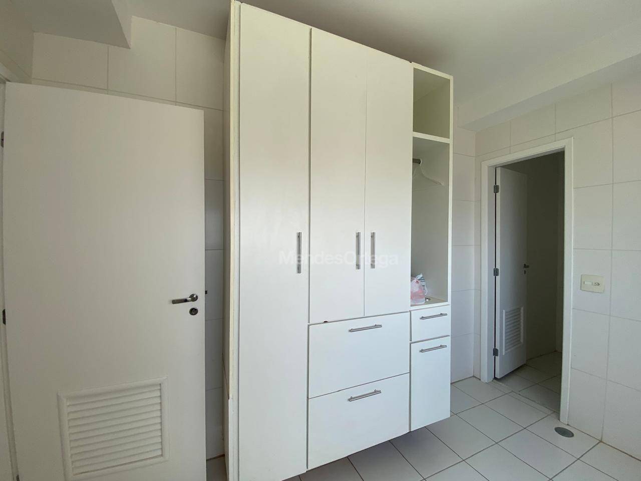 Apartamento para alugar com 3 quartos, 232m² - Foto 51