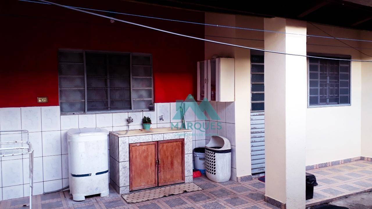 Chácara à venda com 3 quartos, 240m² - Foto 10