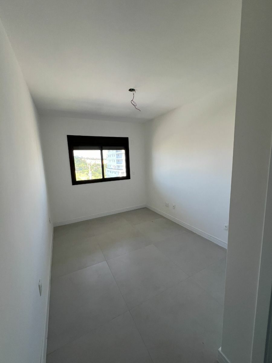 Apartamento à venda com 2 quartos, 95m² - Foto 22