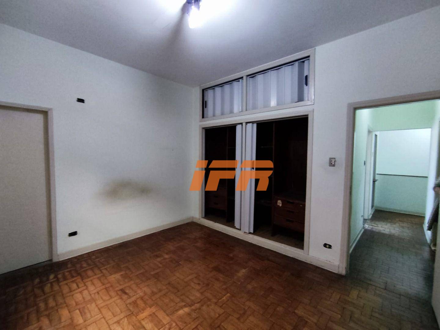 Sobrado à venda com 4 quartos, 400m² - Foto 15